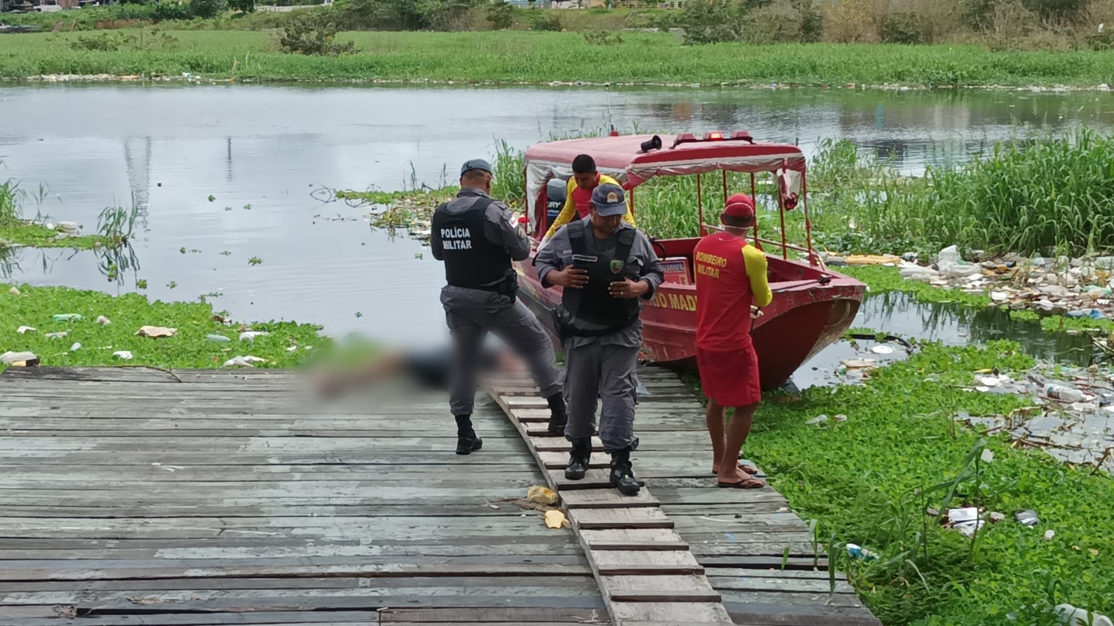 Corpo é Encontrado Boiando Em Rio Na Zona Sul De Manaus 4092